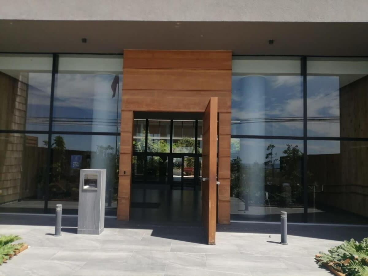 Apartamento 1d1b Estacionamiento Y Terraza En Puertovaras 2pax Servicio Hom *