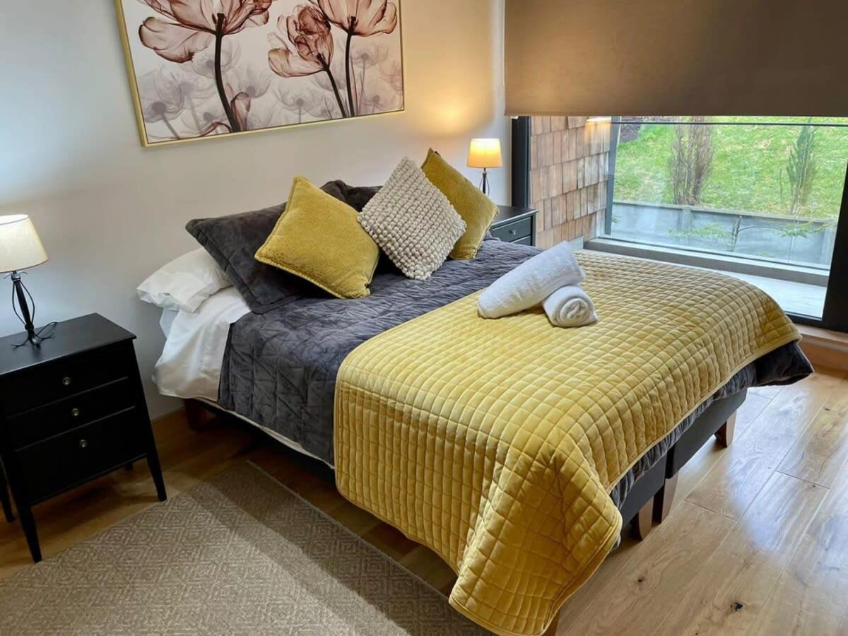 1d1b Estacionamiento Y Terraza En Puertovaras 2pax Servicio Hom Apartamento *