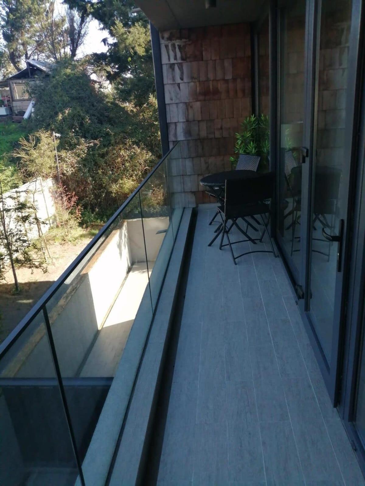 1d1b Estacionamiento Y Terraza En Puertovaras 2pax Servicio Hom Puerto Varas